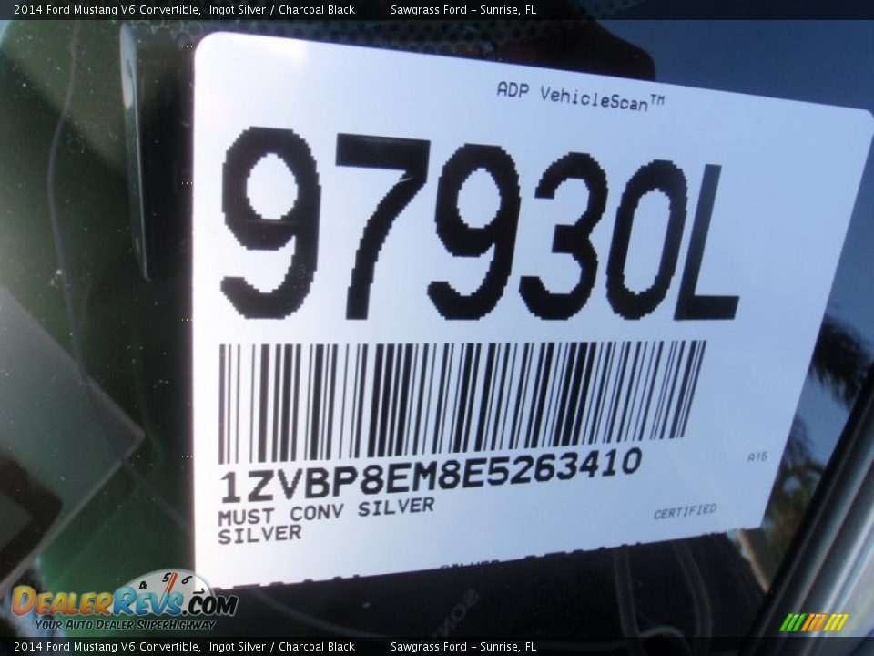 2014 Ford Mustang V6 Convertible Ingot Silver / Charcoal Black Photo #32