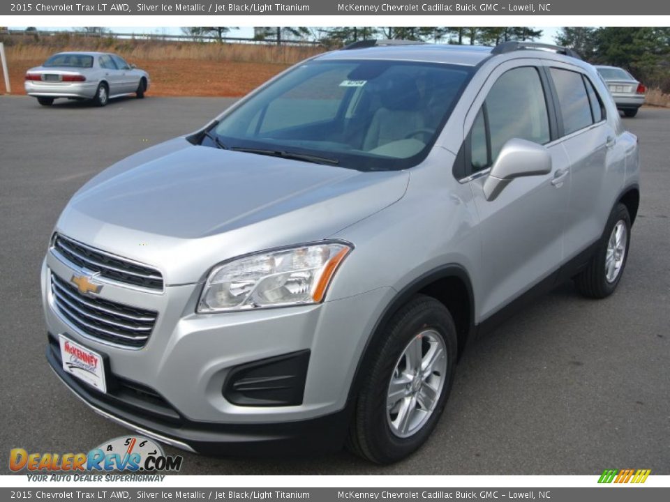 2015 Chevrolet Trax LT AWD Silver Ice Metallic / Jet Black/Light Titanium Photo #2