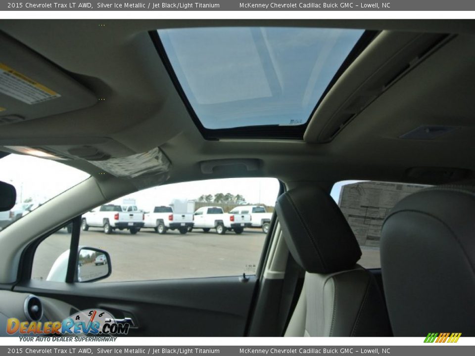 2015 Chevrolet Trax LT AWD Silver Ice Metallic / Jet Black/Light Titanium Photo #10