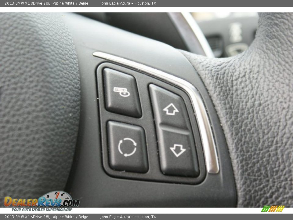 Controls of 2013 BMW X1 sDrive 28i Photo #33