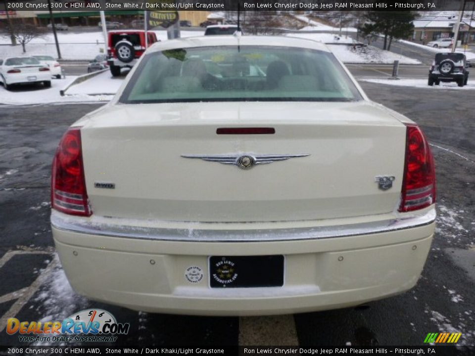 2008 Chrysler 300 C HEMI AWD Stone White / Dark Khaki/Light Graystone Photo #4