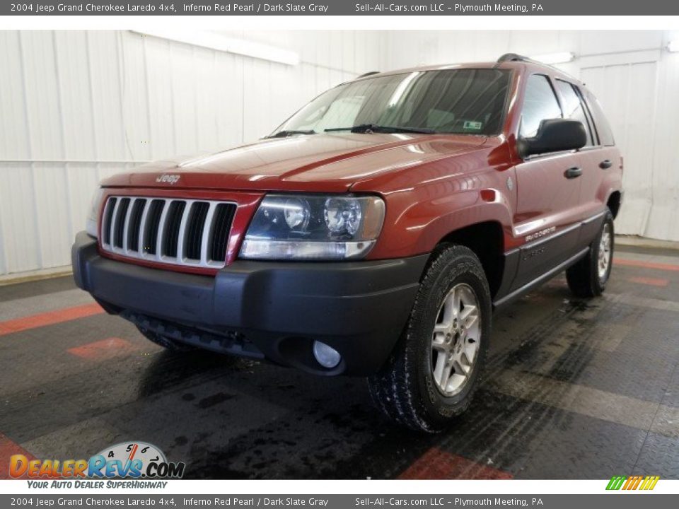 2004 Jeep Grand Cherokee Laredo 4x4 Inferno Red Pearl / Dark Slate Gray Photo #3