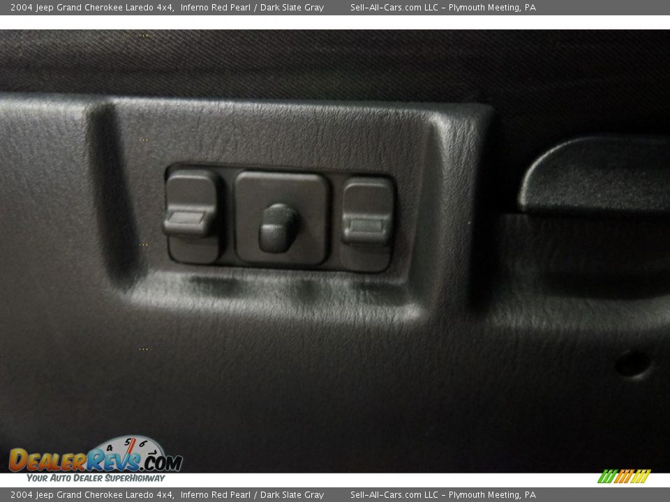 2004 Jeep Grand Cherokee Laredo 4x4 Inferno Red Pearl / Dark Slate Gray Photo #19