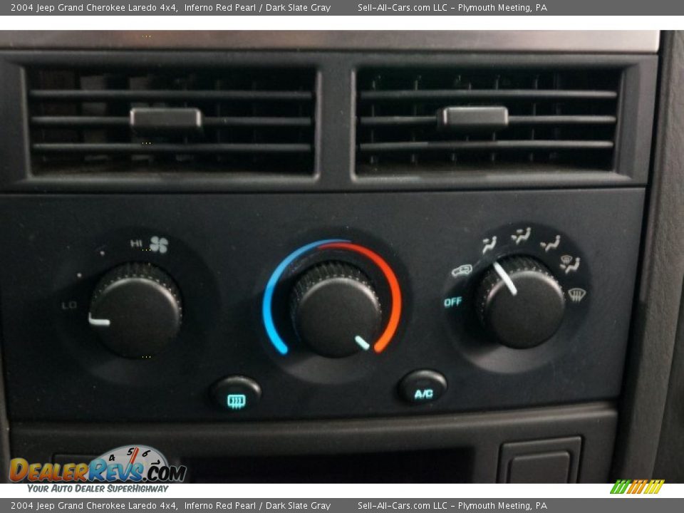 2004 Jeep Grand Cherokee Laredo 4x4 Inferno Red Pearl / Dark Slate Gray Photo #28