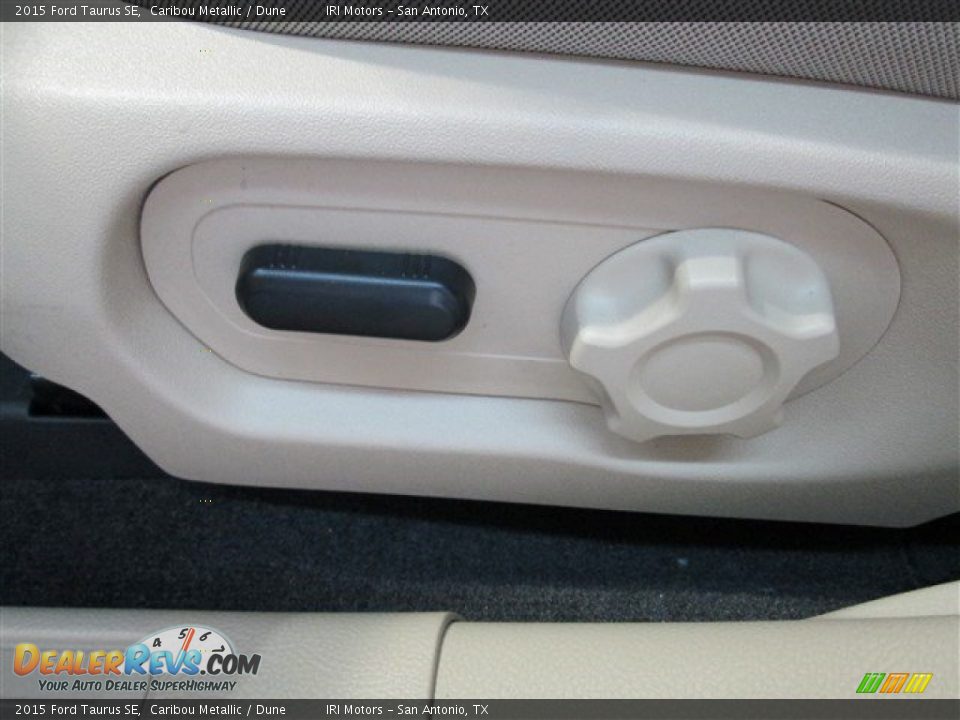 2015 Ford Taurus SE Caribou Metallic / Dune Photo #13