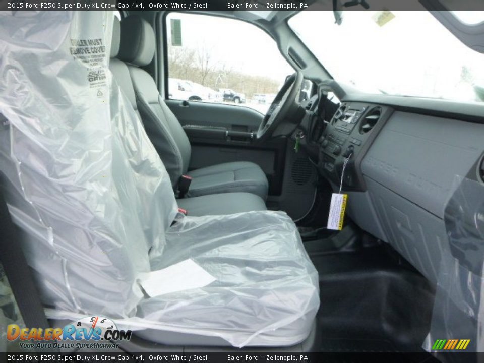 2015 Ford F250 Super Duty XL Crew Cab 4x4 Oxford White / Steel Photo #11
