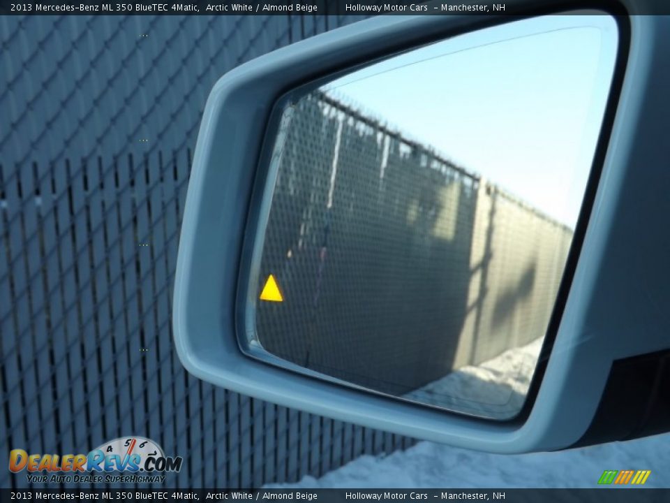 2013 Mercedes-Benz ML 350 BlueTEC 4Matic Arctic White / Almond Beige Photo #14