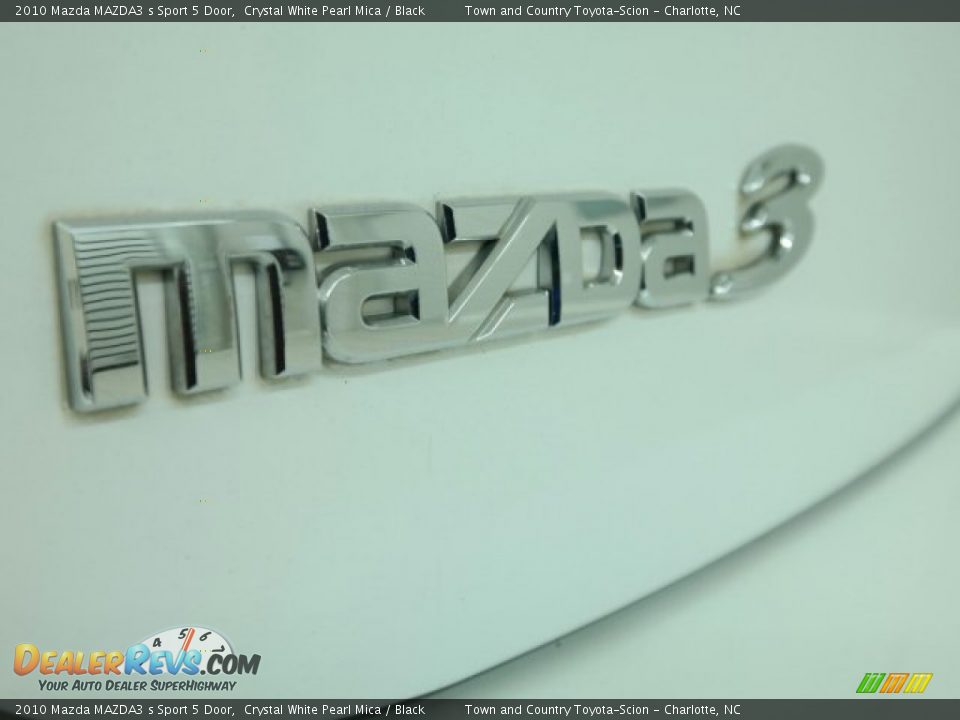 2010 Mazda MAZDA3 s Sport 5 Door Crystal White Pearl Mica / Black Photo #18