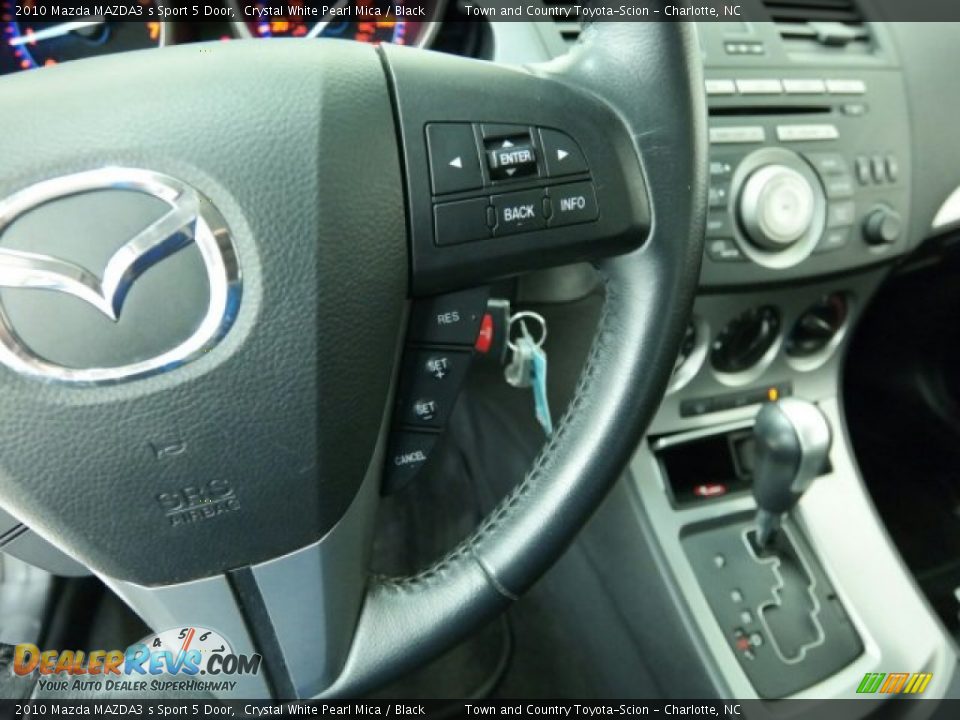 2010 Mazda MAZDA3 s Sport 5 Door Crystal White Pearl Mica / Black Photo #28