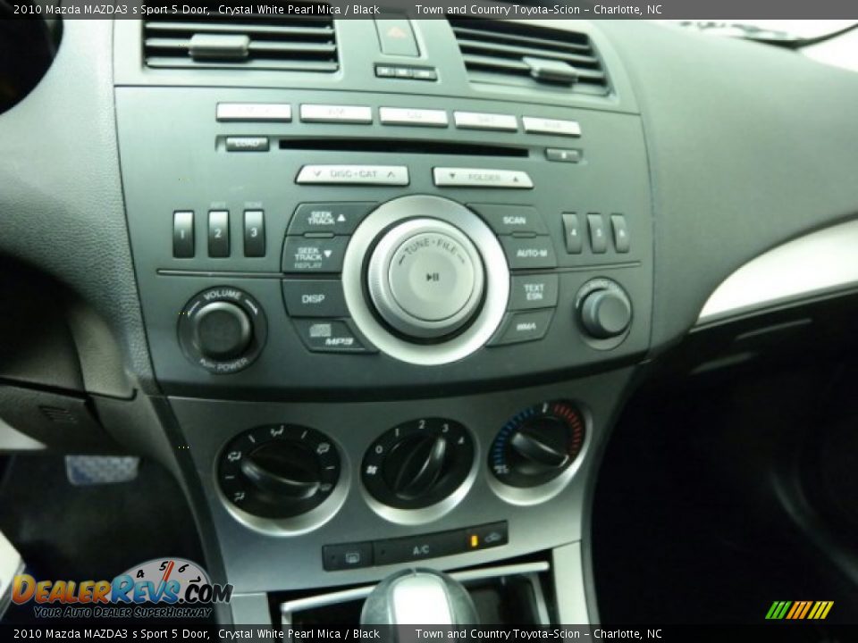2010 Mazda MAZDA3 s Sport 5 Door Crystal White Pearl Mica / Black Photo #29