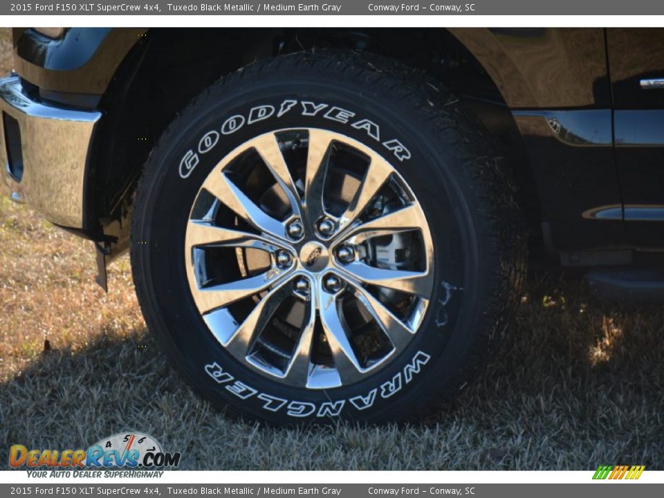 2015 Ford F150 XLT SuperCrew 4x4 Tuxedo Black Metallic / Medium Earth Gray Photo #10