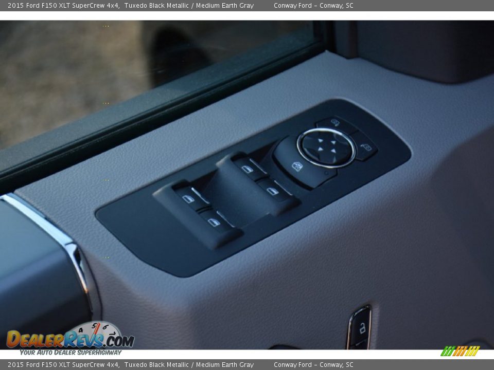 2015 Ford F150 XLT SuperCrew 4x4 Tuxedo Black Metallic / Medium Earth Gray Photo #19