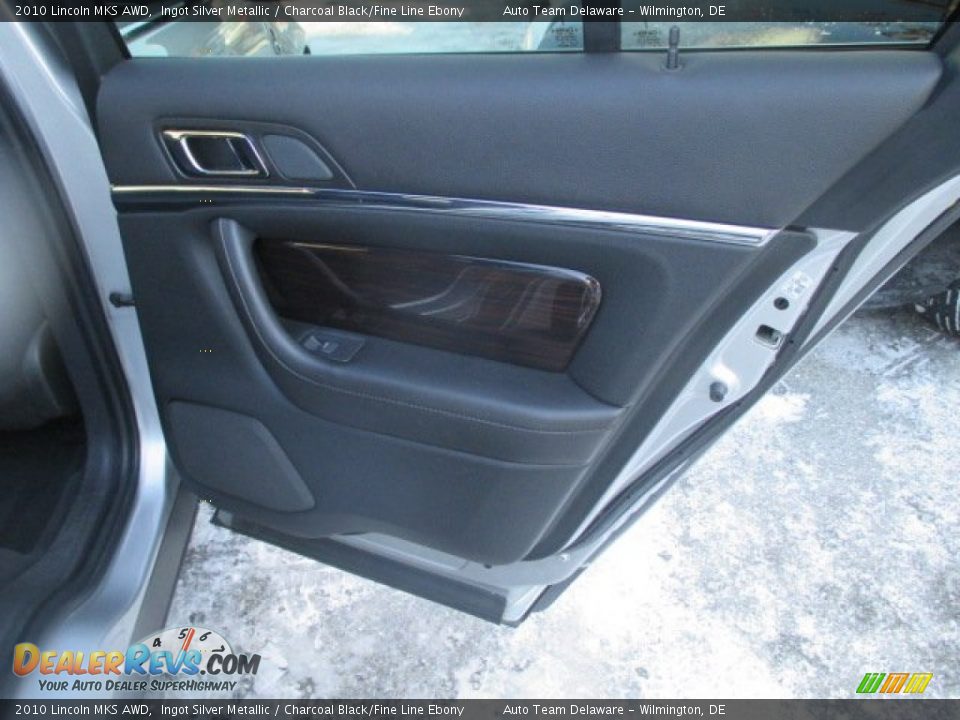 2010 Lincoln MKS AWD Ingot Silver Metallic / Charcoal Black/Fine Line Ebony Photo #28