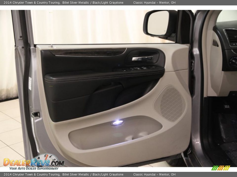 2014 Chrysler Town & Country Touring Billet Silver Metallic / Black/Light Graystone Photo #4