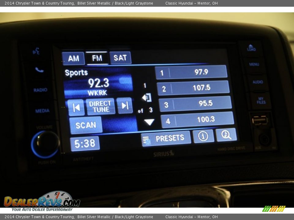 2014 Chrysler Town & Country Touring Billet Silver Metallic / Black/Light Graystone Photo #10