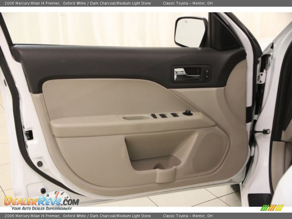 2006 Mercury Milan I4 Premier Oxford White / Dark Charcoal/Medium Light Stone Photo #4