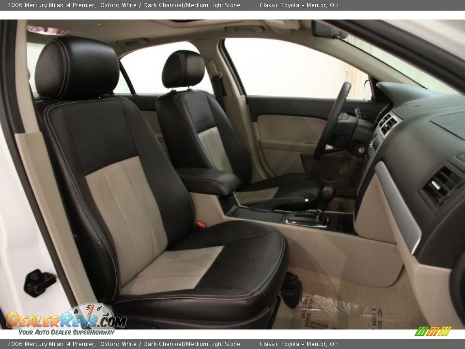 2006 Mercury Milan I4 Premier Oxford White / Dark Charcoal/Medium Light Stone Photo #11