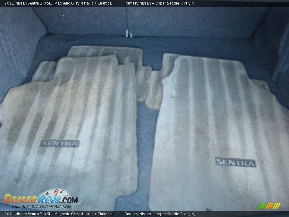 2011 Nissan Sentra 2.0 SL Magnetic Gray Metallic / Charcoal Photo #25