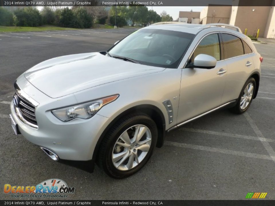 Front 3/4 View of 2014 Infiniti QX70 AWD Photo #12