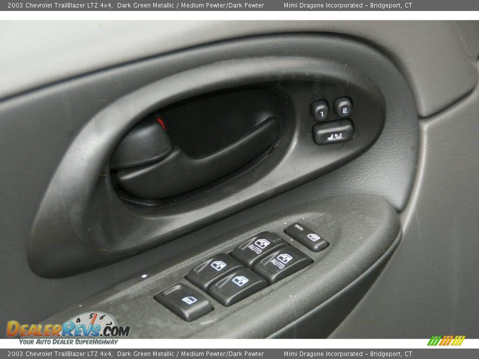 2003 Chevrolet TrailBlazer LTZ 4x4 Dark Green Metallic / Medium Pewter/Dark Pewter Photo #13