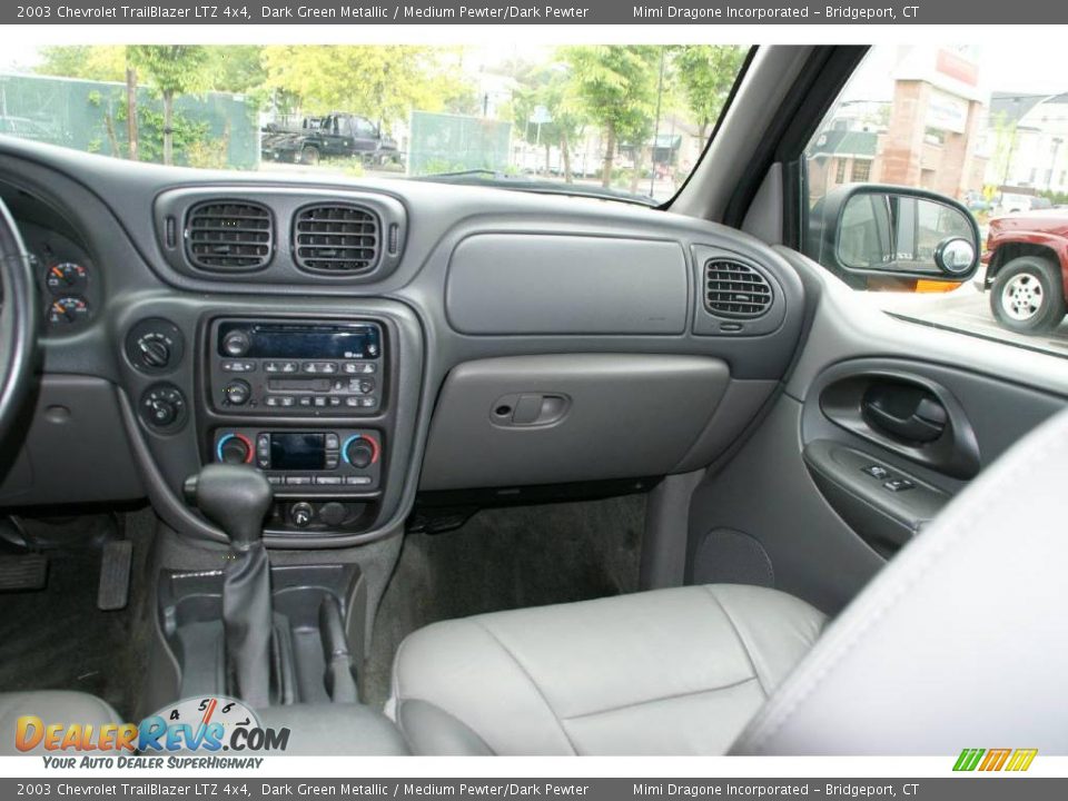 2003 Chevrolet TrailBlazer LTZ 4x4 Dark Green Metallic / Medium Pewter/Dark Pewter Photo #17