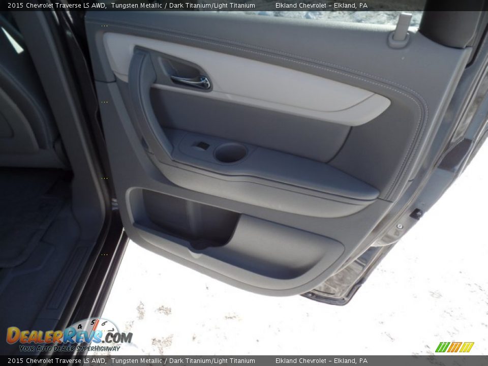 2015 Chevrolet Traverse LS AWD Tungsten Metallic / Dark Titanium/Light Titanium Photo #18