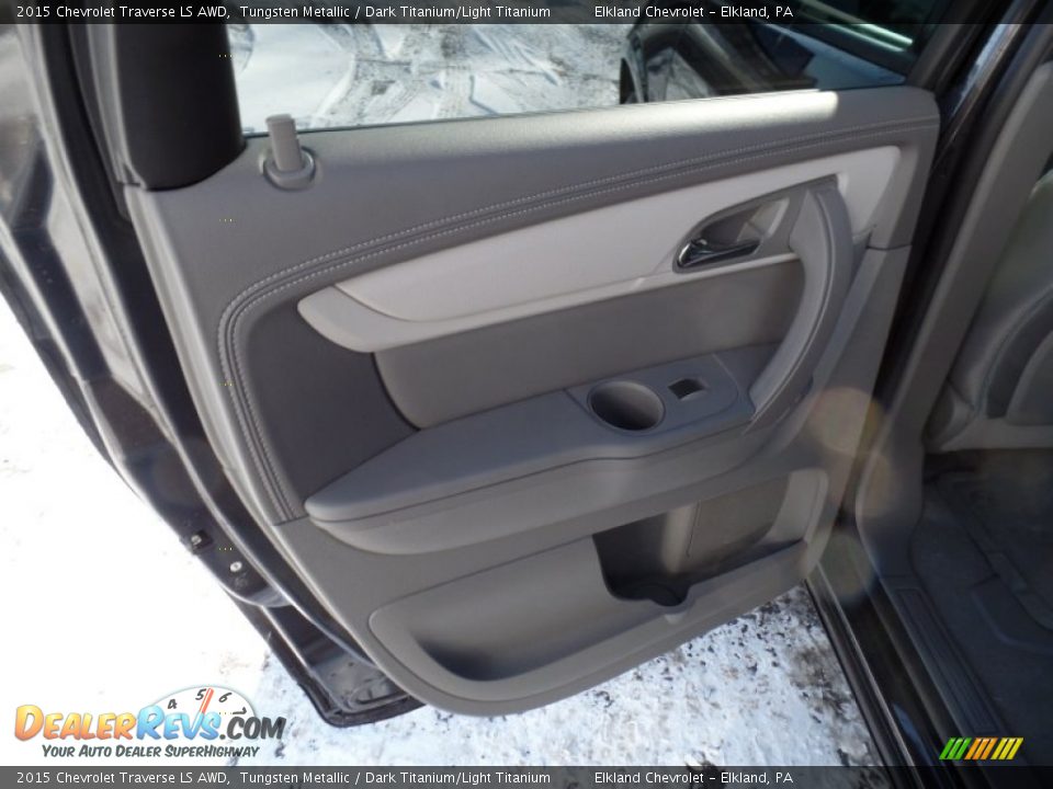 2015 Chevrolet Traverse LS AWD Tungsten Metallic / Dark Titanium/Light Titanium Photo #22