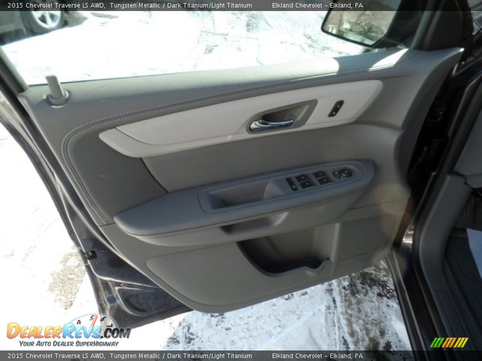 2015 Chevrolet Traverse LS AWD Tungsten Metallic / Dark Titanium/Light Titanium Photo #29