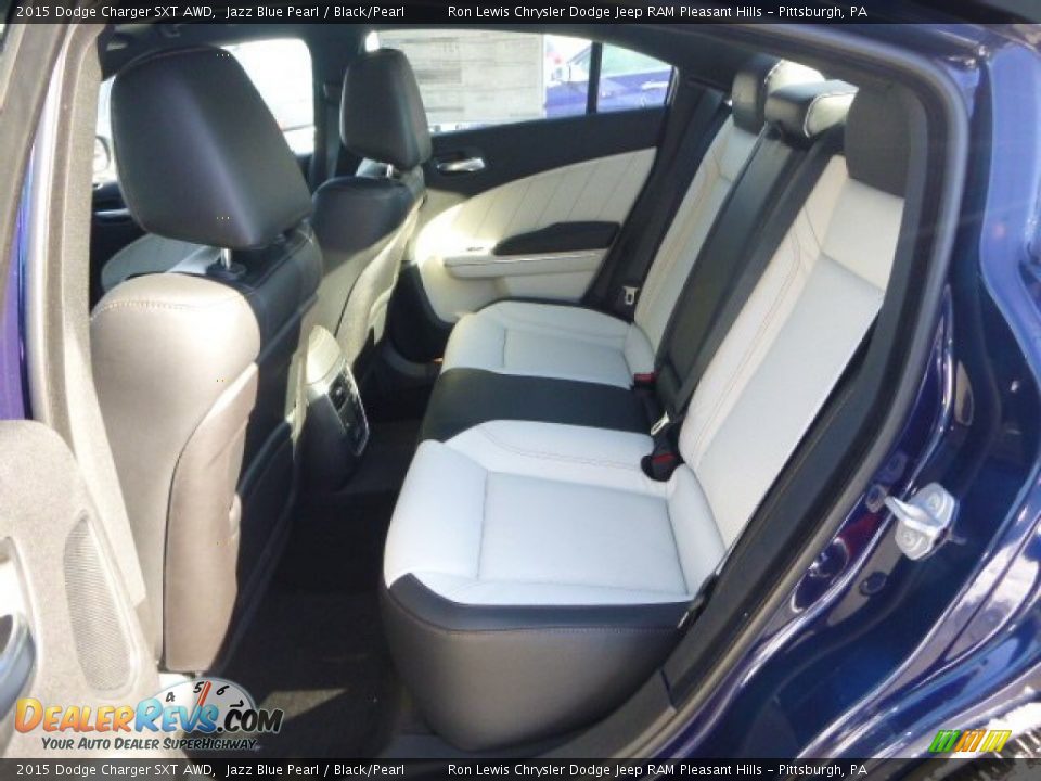 Rear Seat of 2015 Dodge Charger SXT AWD Photo #12