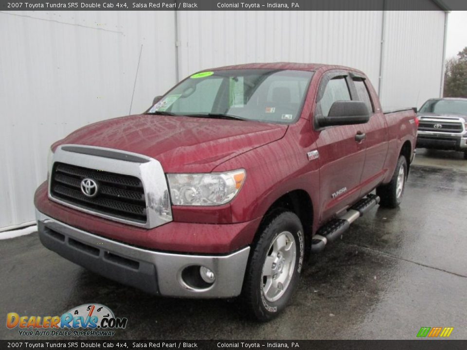 Front 3/4 View of 2007 Toyota Tundra SR5 Double Cab 4x4 Photo #11