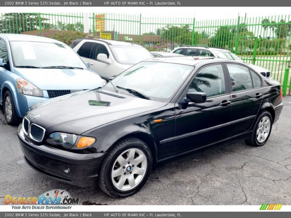2002 BMW 3 Series 325i Sedan Jet Black / Black Photo #4