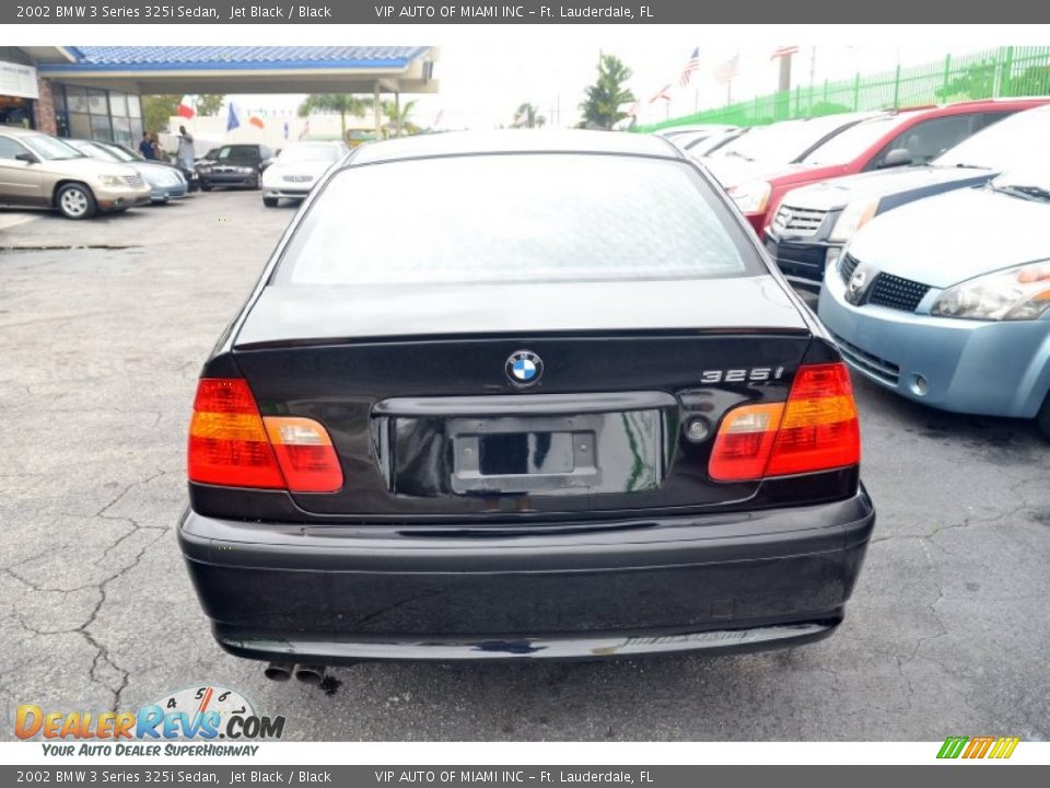 2002 BMW 3 Series 325i Sedan Jet Black / Black Photo #9