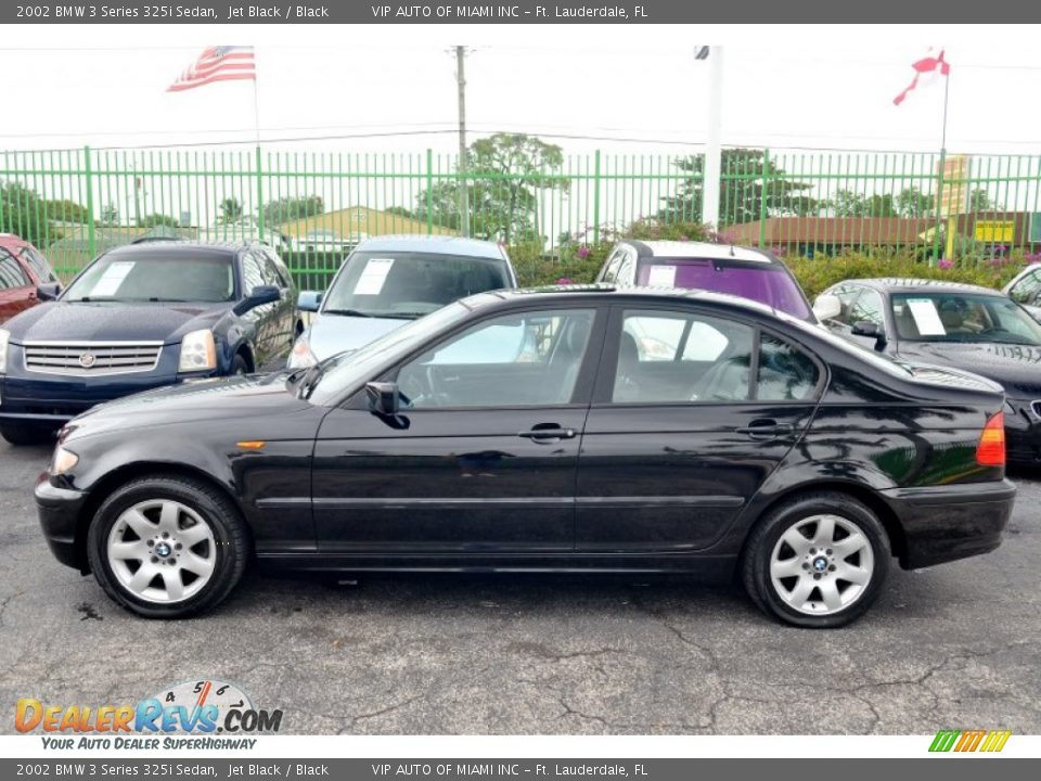 2002 BMW 3 Series 325i Sedan Jet Black / Black Photo #13