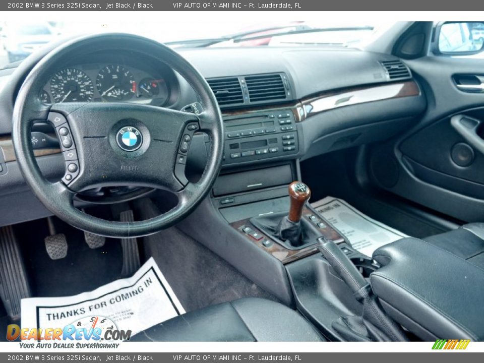 Black Interior - 2002 BMW 3 Series 325i Sedan Photo #18