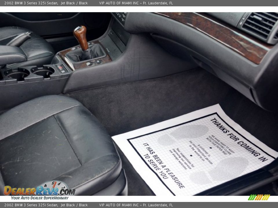 2002 BMW 3 Series 325i Sedan Jet Black / Black Photo #27