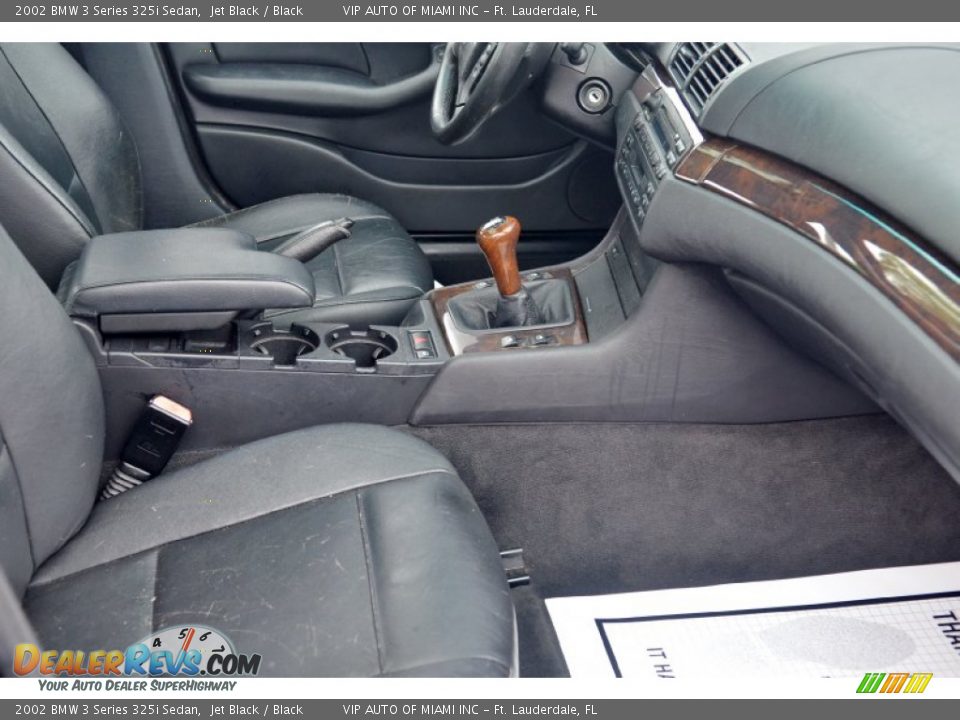 2002 BMW 3 Series 325i Sedan Jet Black / Black Photo #28