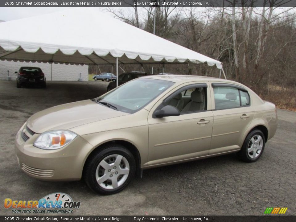 2005 Chevrolet Cobalt Sedan Sandstone Metallic / Neutral Beige Photo #1