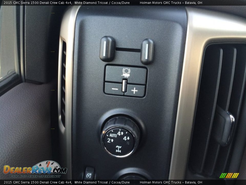 2015 GMC Sierra 1500 Denali Crew Cab 4x4 White Diamond Tricoat / Cocoa/Dune Photo #20