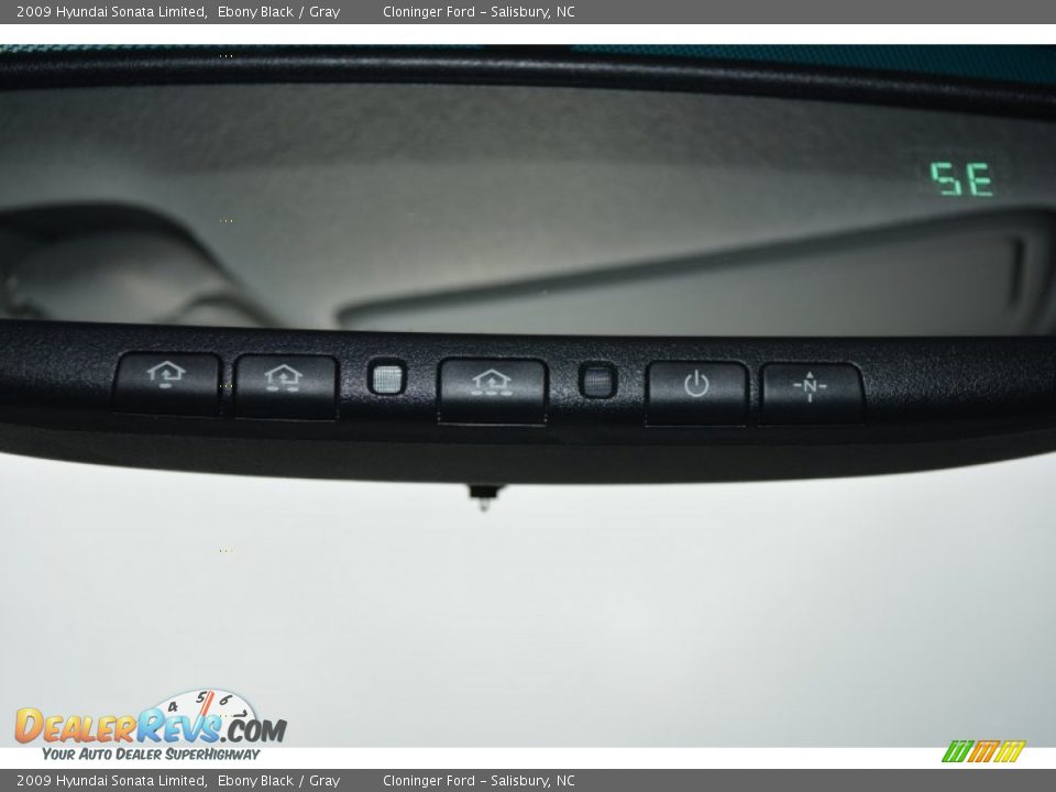 2009 Hyundai Sonata Limited Ebony Black / Gray Photo #20