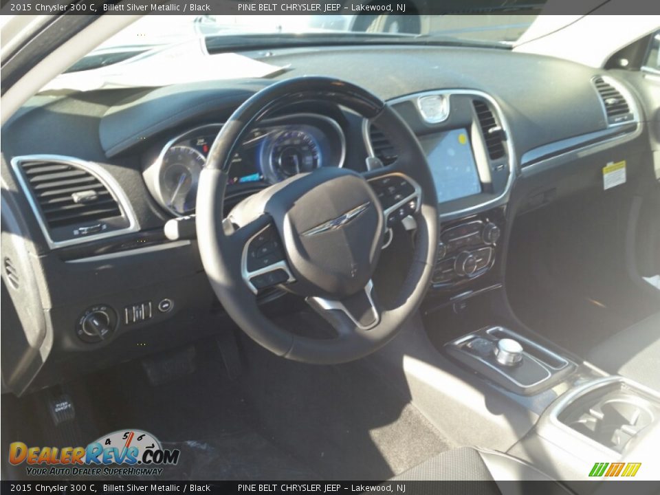 Dashboard of 2015 Chrysler 300 C Photo #7