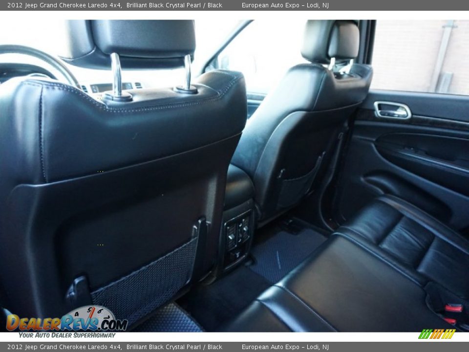 2012 Jeep Grand Cherokee Laredo 4x4 Brilliant Black Crystal Pearl / Black Photo #7