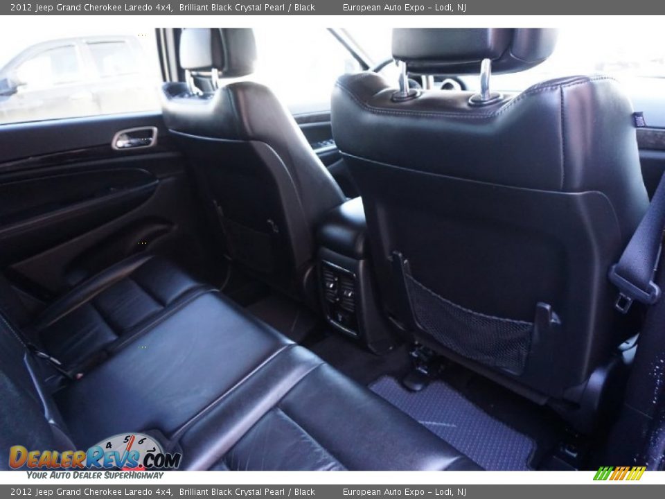 2012 Jeep Grand Cherokee Laredo 4x4 Brilliant Black Crystal Pearl / Black Photo #9