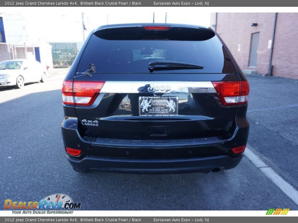 2012 Jeep Grand Cherokee Laredo 4x4 Brilliant Black Crystal Pearl / Black Photo #15