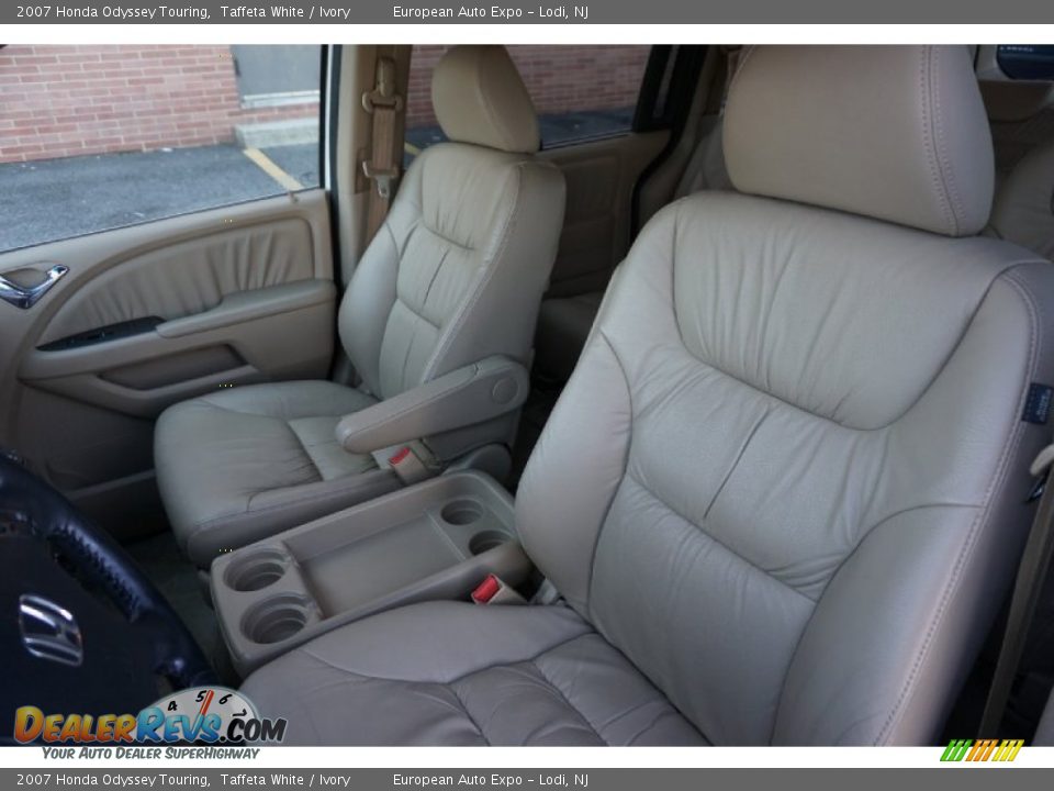 2007 Honda Odyssey Touring Taffeta White / Ivory Photo #6