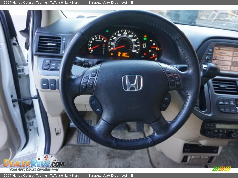 2007 Honda Odyssey Touring Taffeta White / Ivory Photo #25