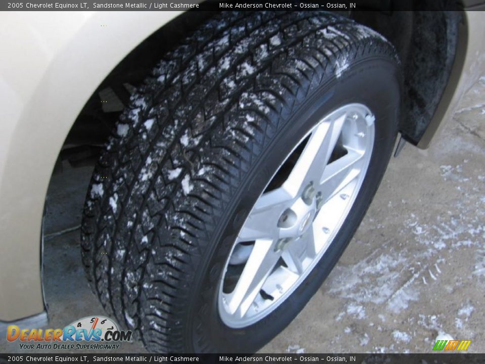 2005 Chevrolet Equinox LT Sandstone Metallic / Light Cashmere Photo #20