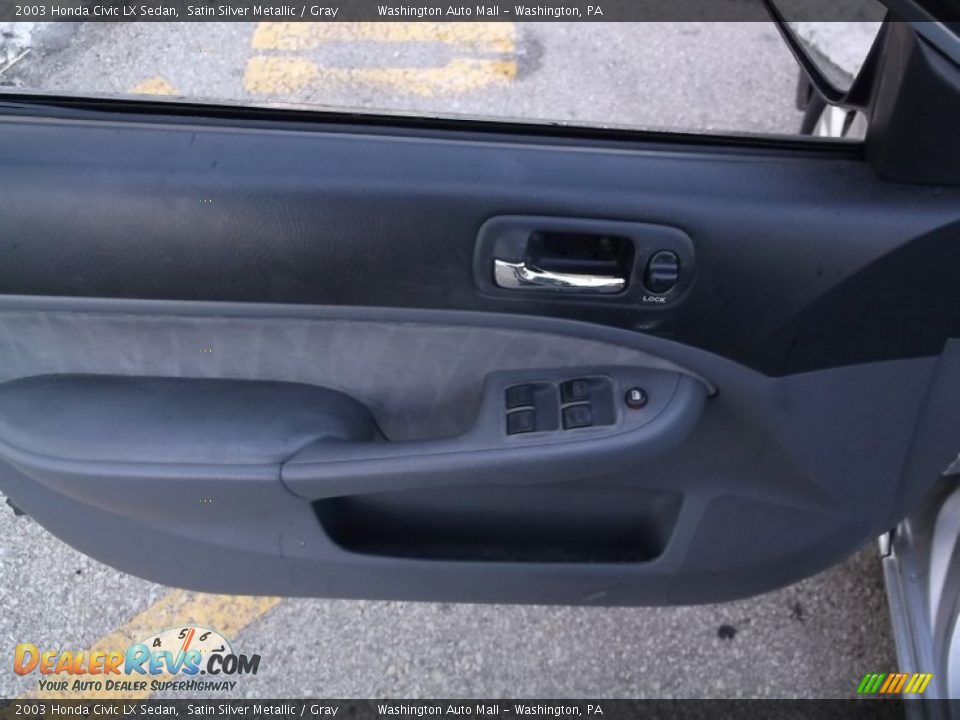 2003 Honda Civic LX Sedan Satin Silver Metallic / Gray Photo #10