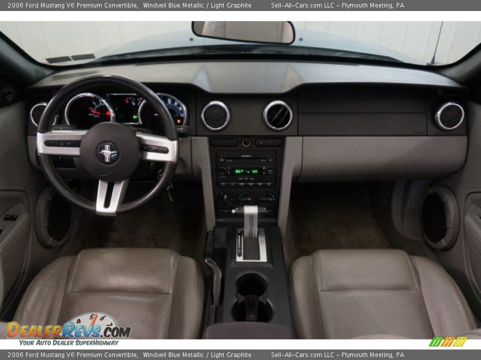 2006 Ford Mustang V6 Premium Convertible Windveil Blue Metallic / Light Graphite Photo #22