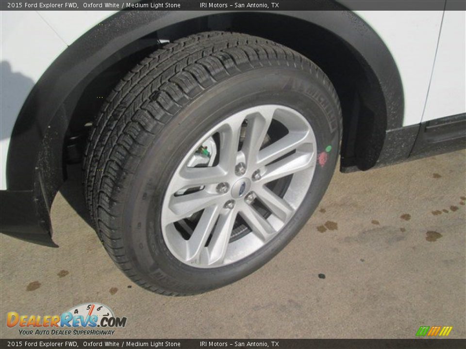2015 Ford Explorer FWD Oxford White / Medium Light Stone Photo #8