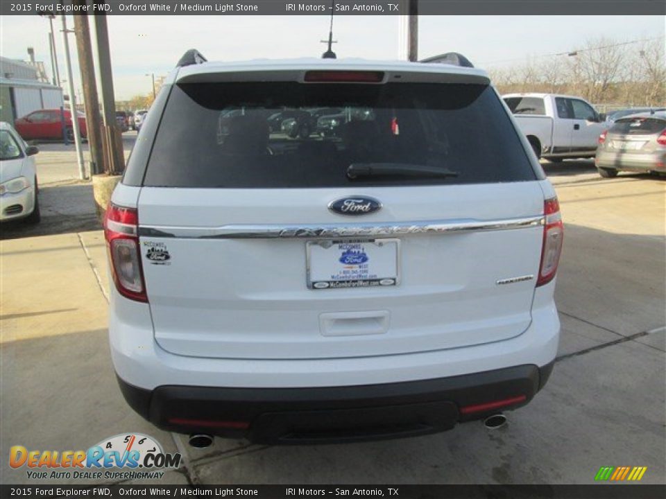 2015 Ford Explorer FWD Oxford White / Medium Light Stone Photo #10